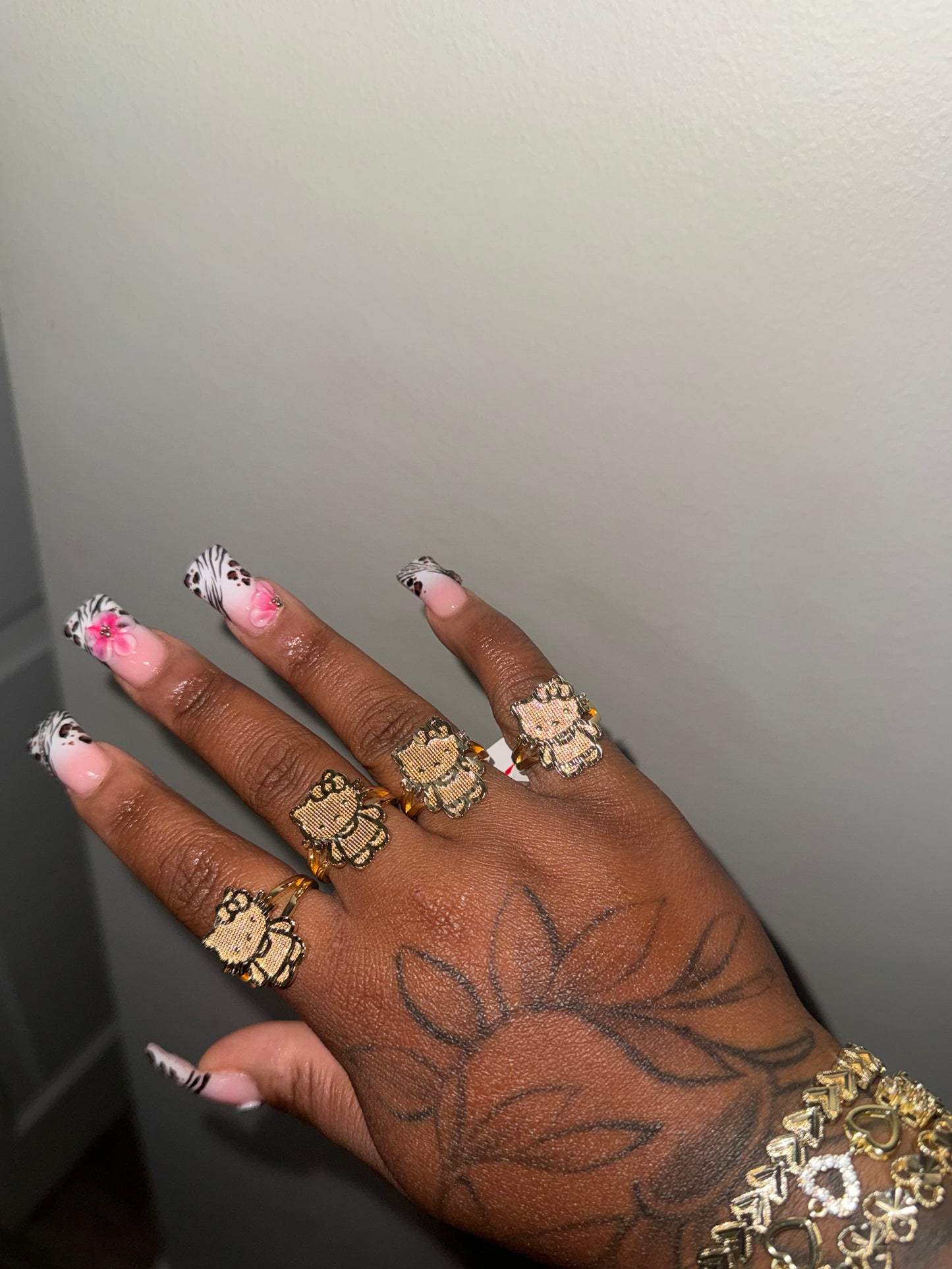 HK body Ring