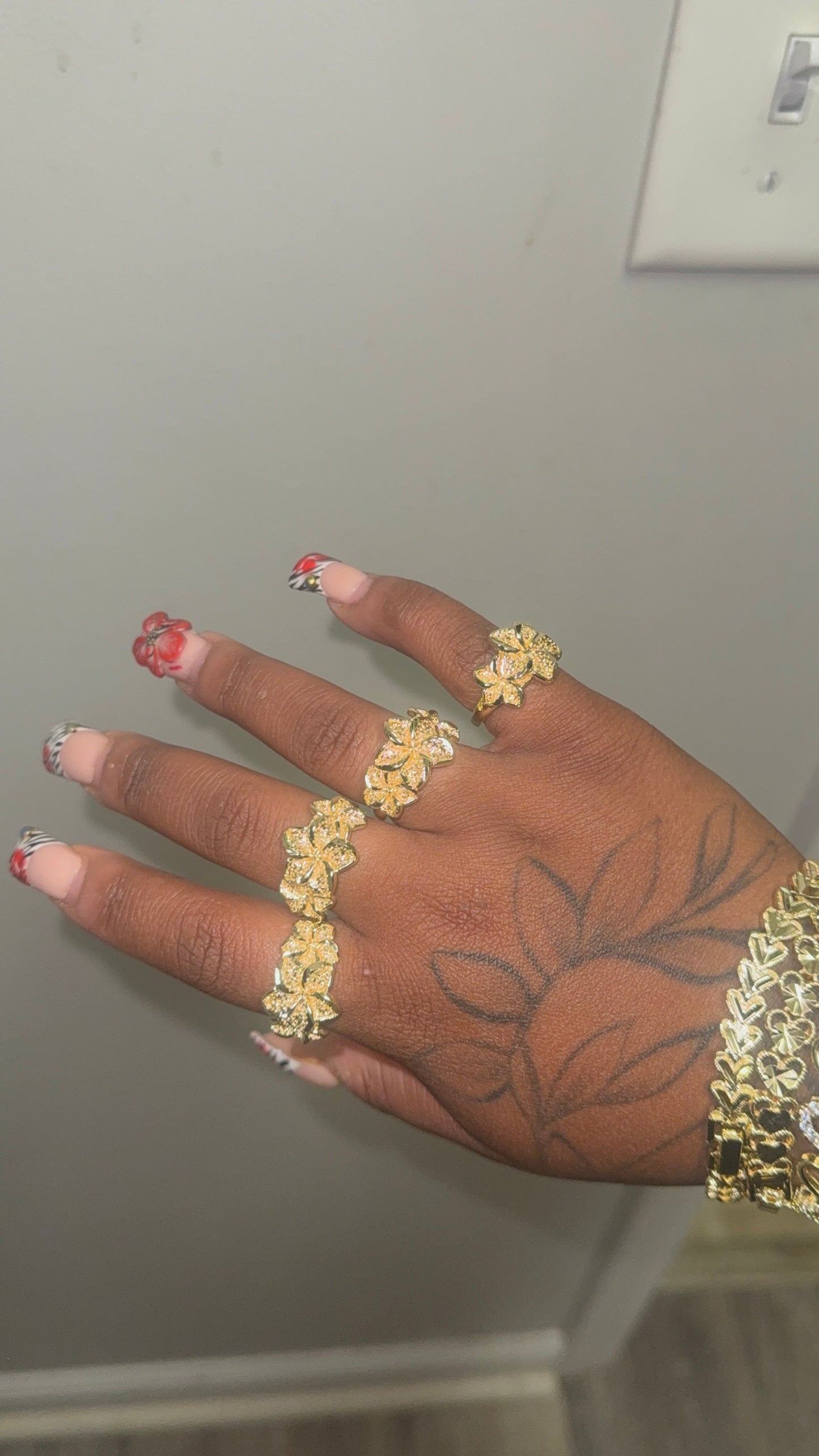Flower ring