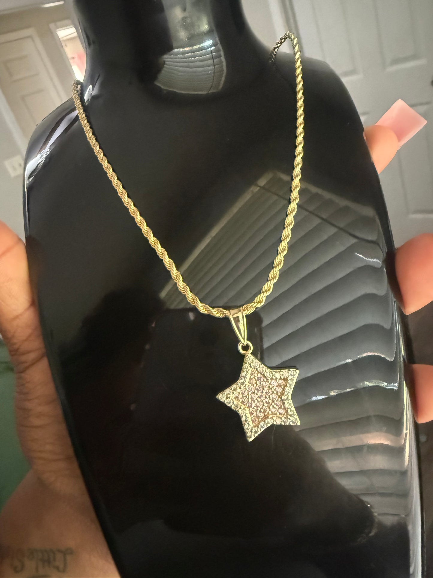 Bling star necklace