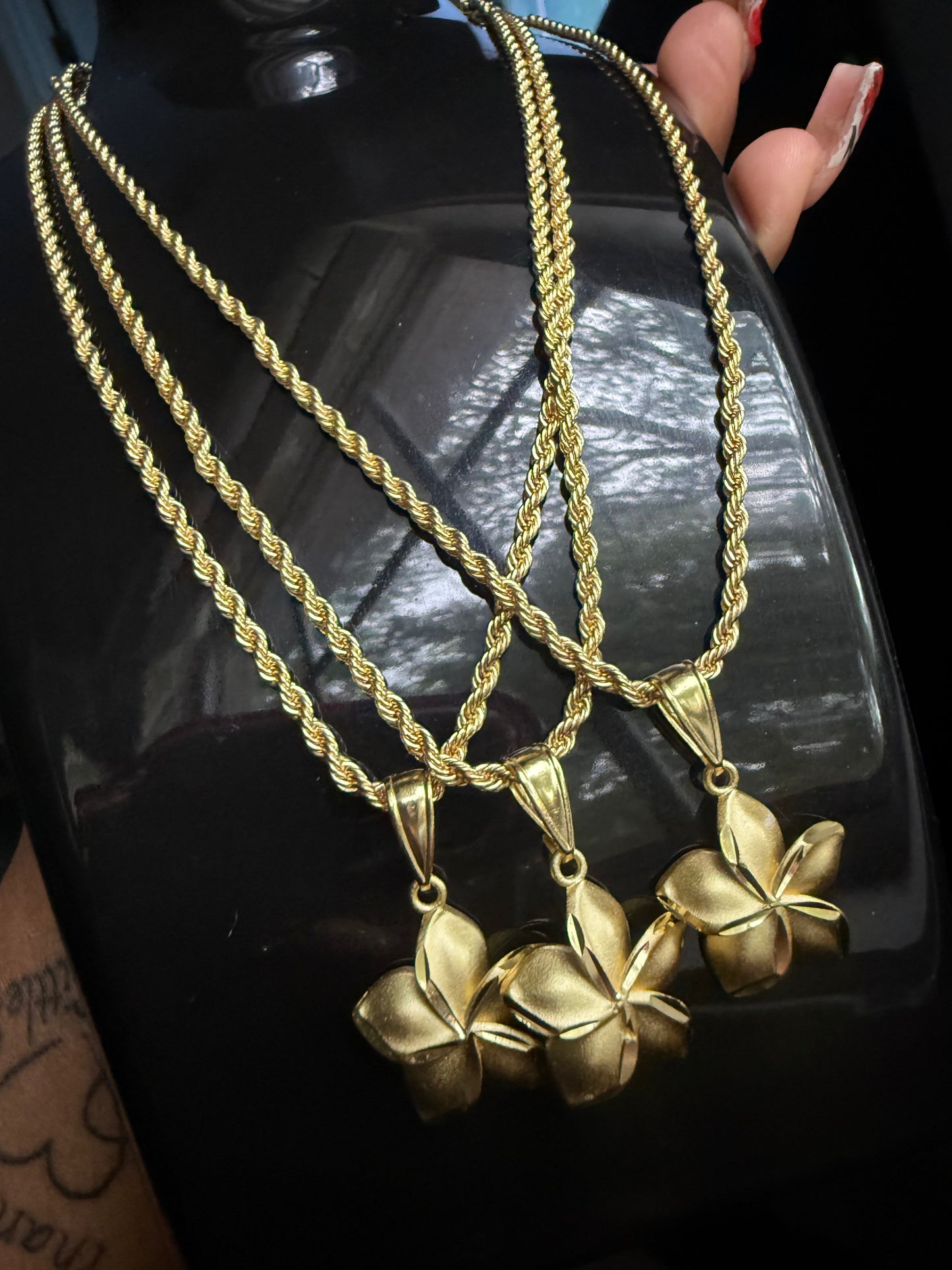 18’ flower necklace